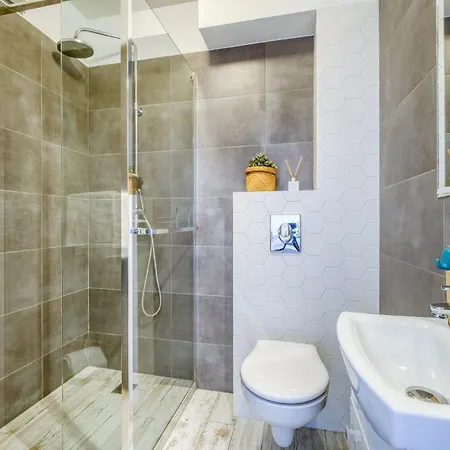 Full Location In Center Lägenhet